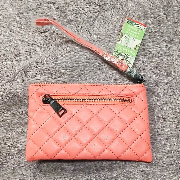 Studio Badgley Mischka coral vegan leather diamond quilted wristlet - Picture 3 of 7